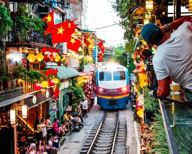 Train Street, Hanoi